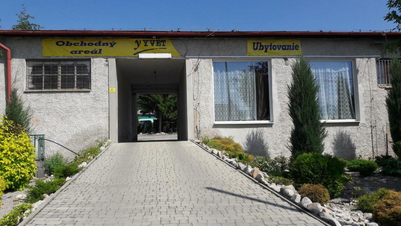 Apartman Yvet Sucany Exterior photo